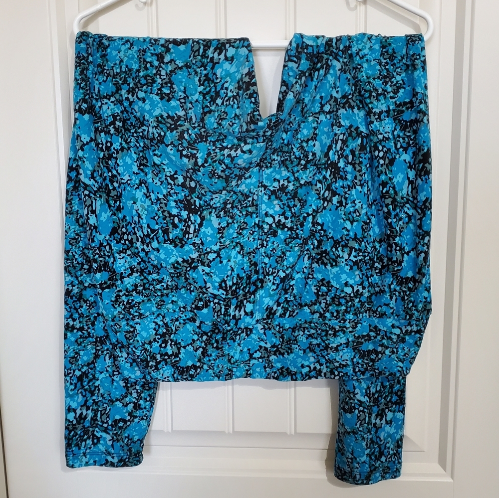 3 for $15 LLR Tall & Curvy TC blue floral leggings